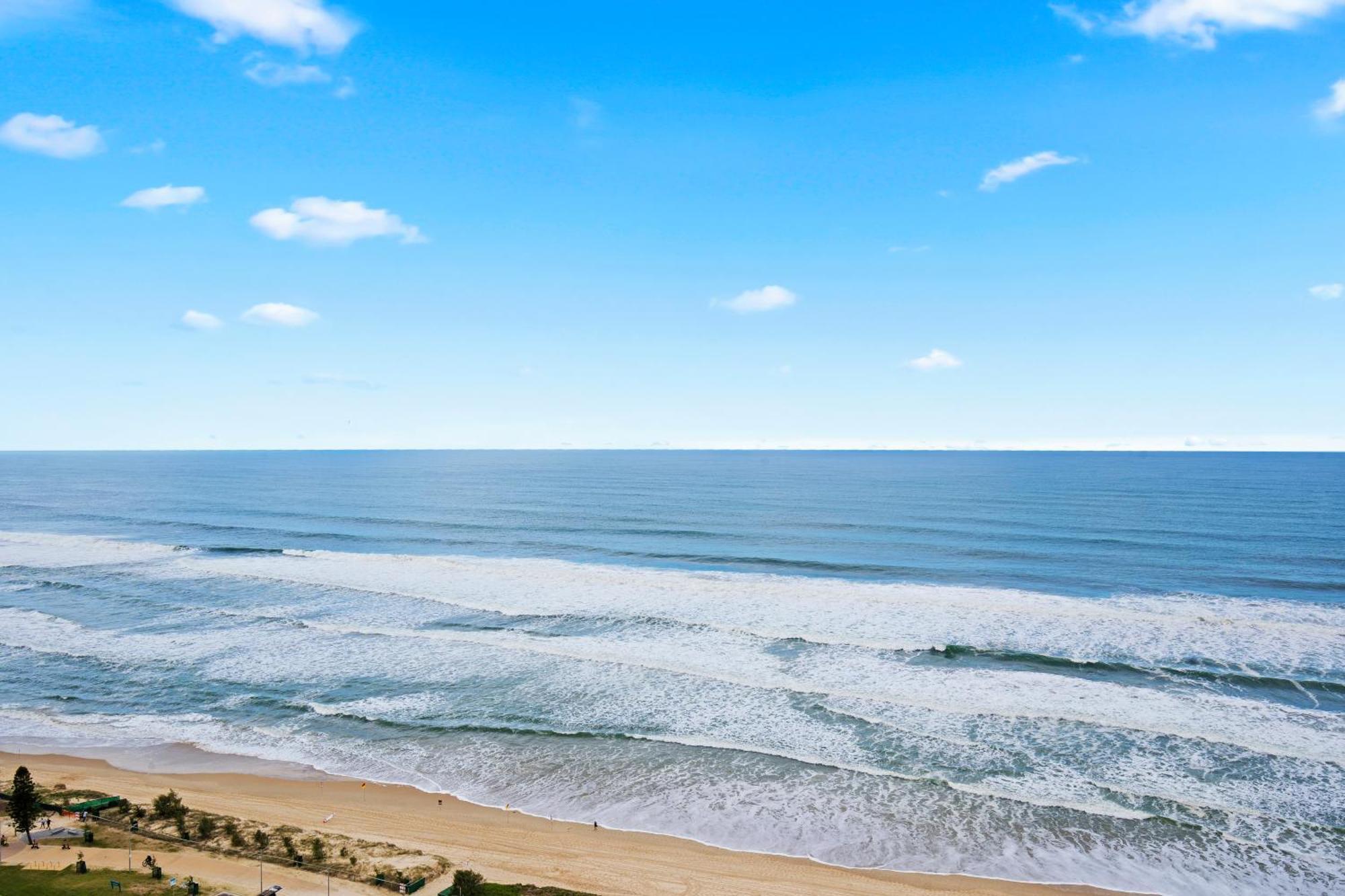 Capricorn One Beachside Holiday Apartments - Official Gold Coast Extérieur photo