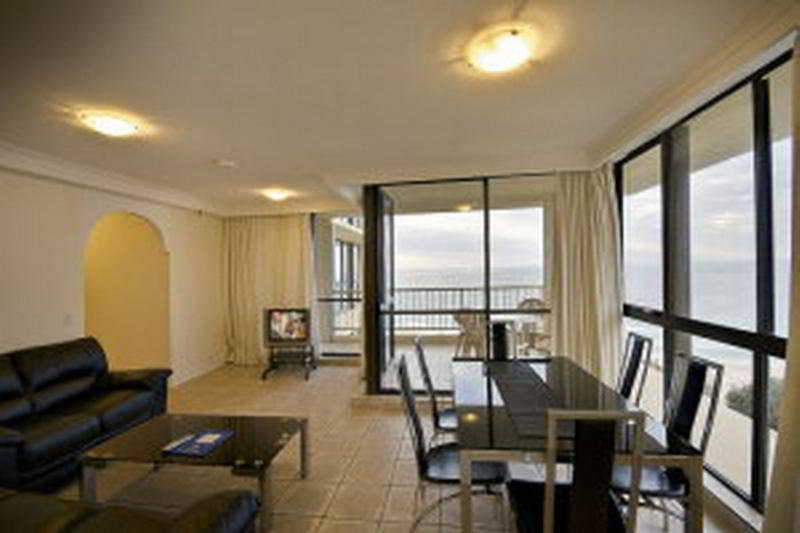 Capricorn One Beachside Holiday Apartments - Official Gold Coast Extérieur photo