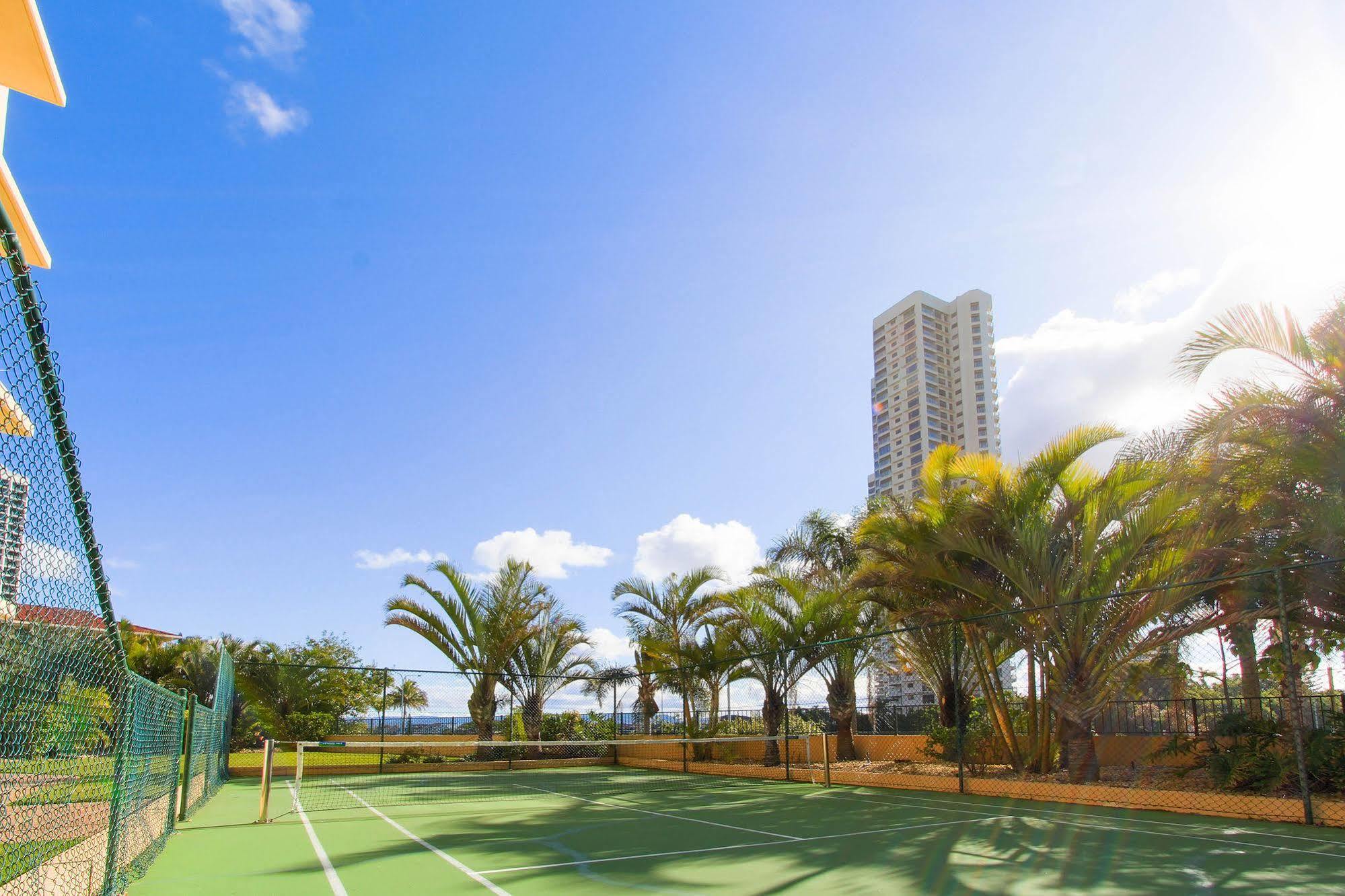 Capricorn One Beachside Holiday Apartments - Official Gold Coast Extérieur photo